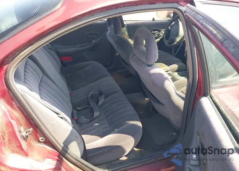 2002 Pontiac Grand Prix Se z USA, uszkodzony, nr VIN 1G2WK52J02F213350